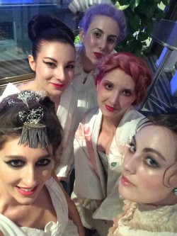 Selfie backstage à l'hôtel Fairmont!